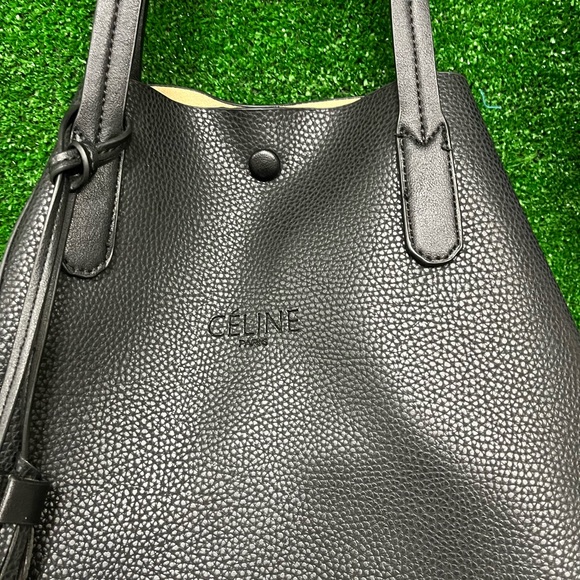 Vintage Celine Pairs black and caramel color block tote with tassels - Picture 2 of 14